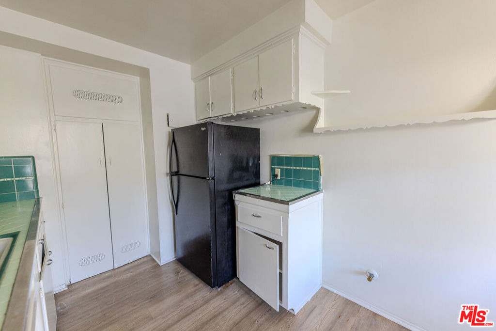 3821 Lockland Drive - Photo 7