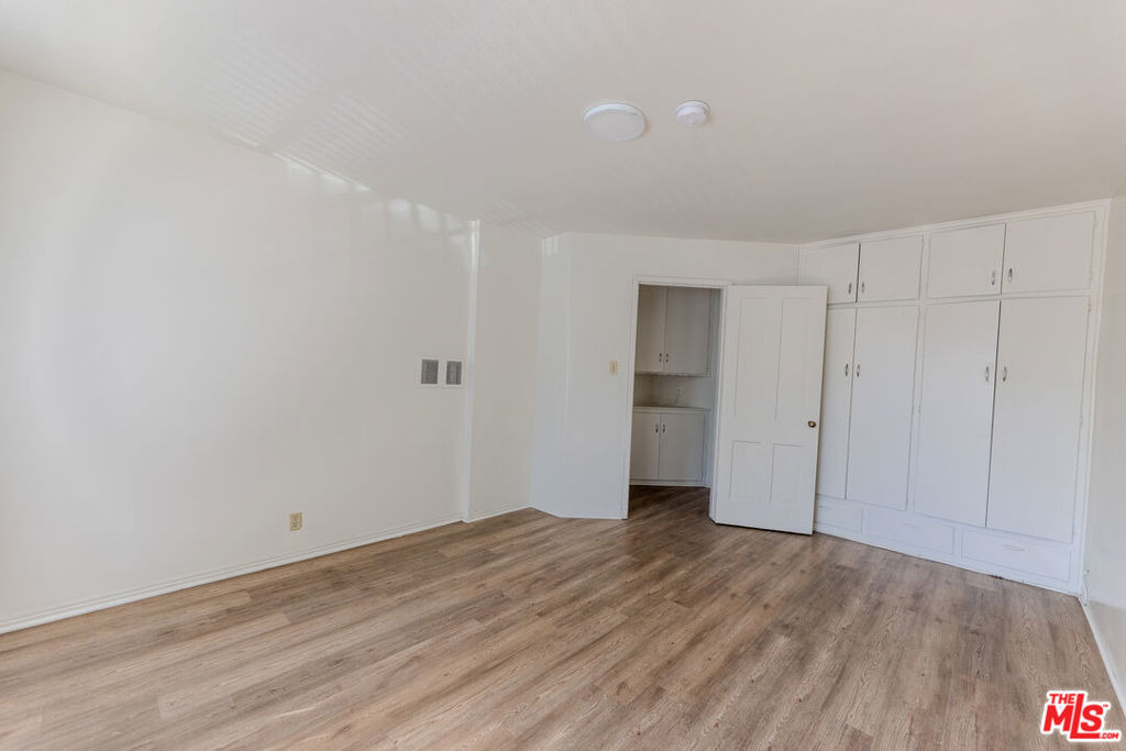 3821 Lockland Drive - Photo 11