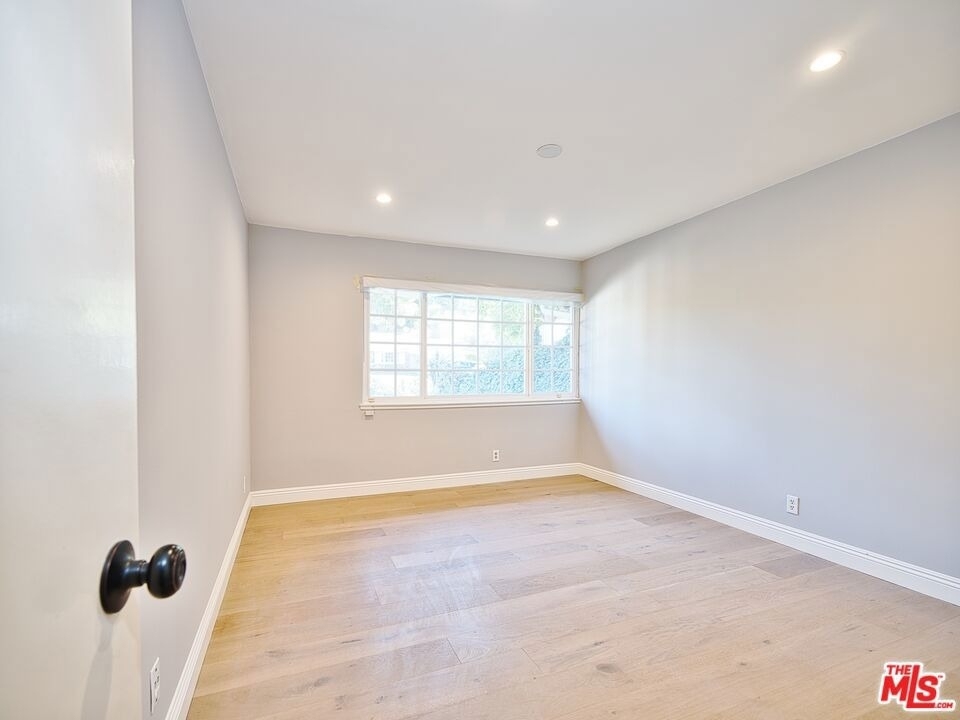 4863 Don Juan Place - Photo 17