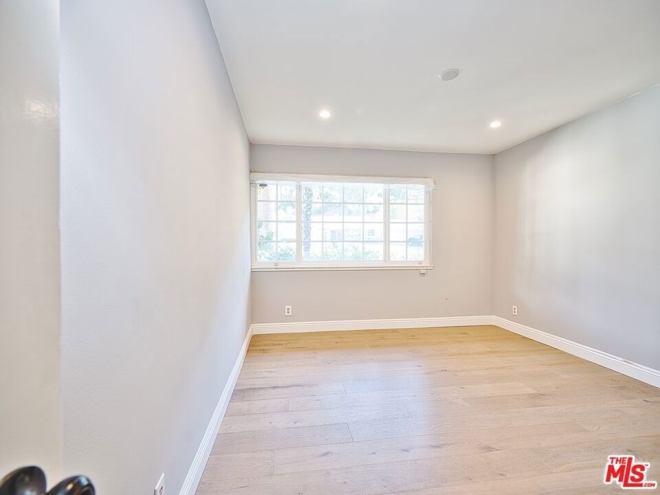 4863 Don Juan Place - Photo 15