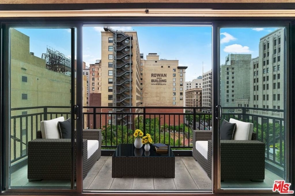 416 S Spring Street - Photo 19