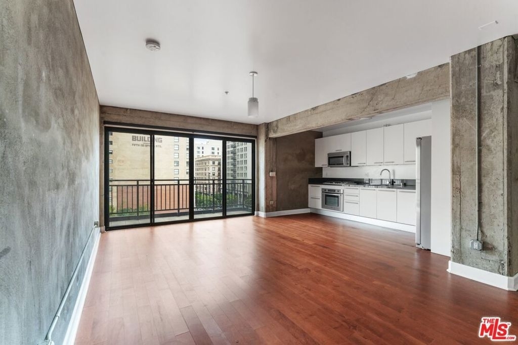 416 S Spring Street - Photo 11