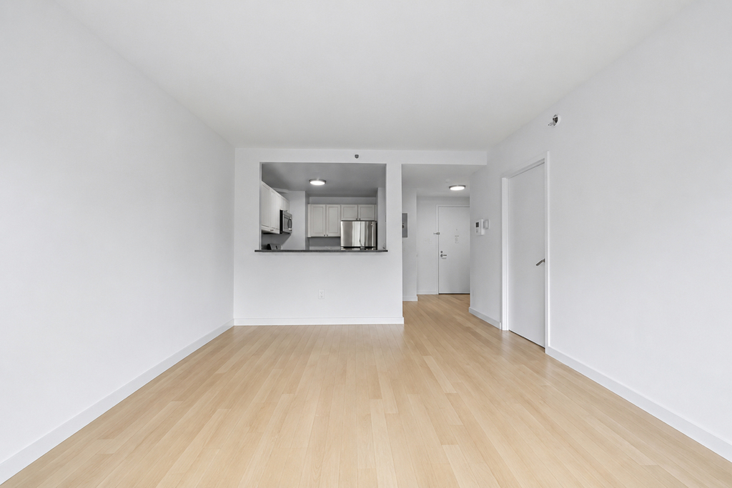 West 48th Street - Photo 0