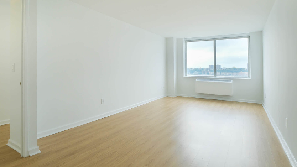 180 Riverside Blvd - Photo 64