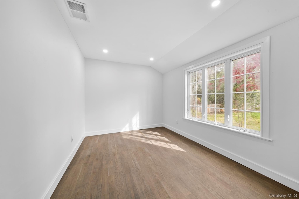 257 Southlawn Avenue - Photo 17