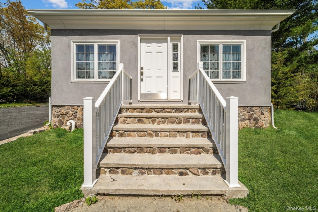 143 Rocky Point Landing Road - Photo 2