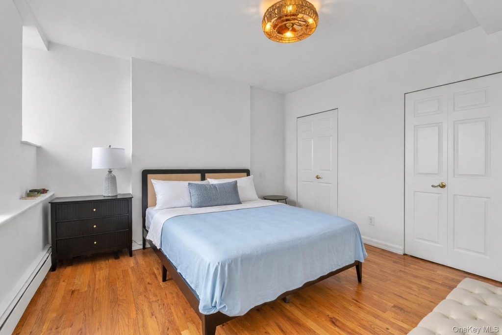 25 W Broadway - Photo 10