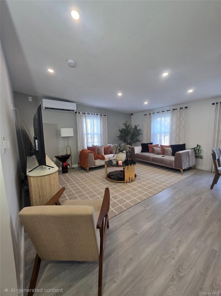 132 Roosevelt Avenue - Photo 5