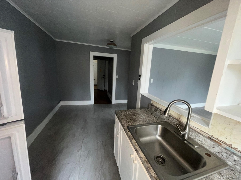 10 Church Avenue - Photo 6