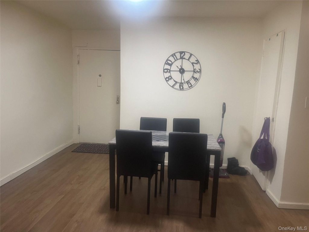 111 S Centre Avenue - Photo 3