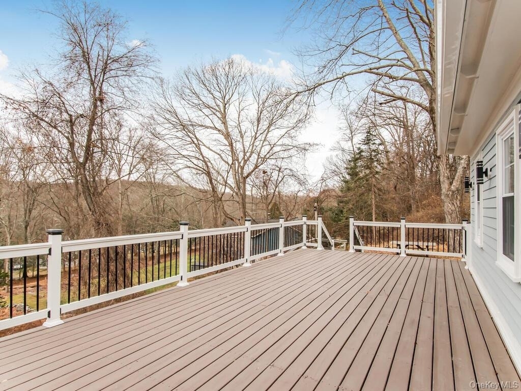 15 Lakeview Road - Photo 16