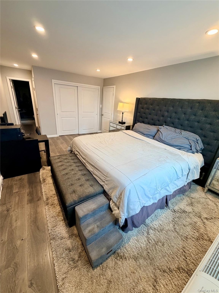 360 Shore Road - Photo 10