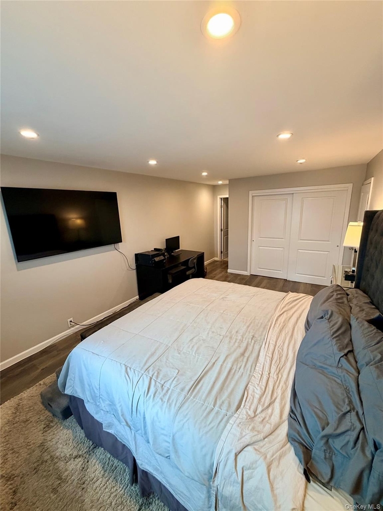 360 Shore Road - Photo 11