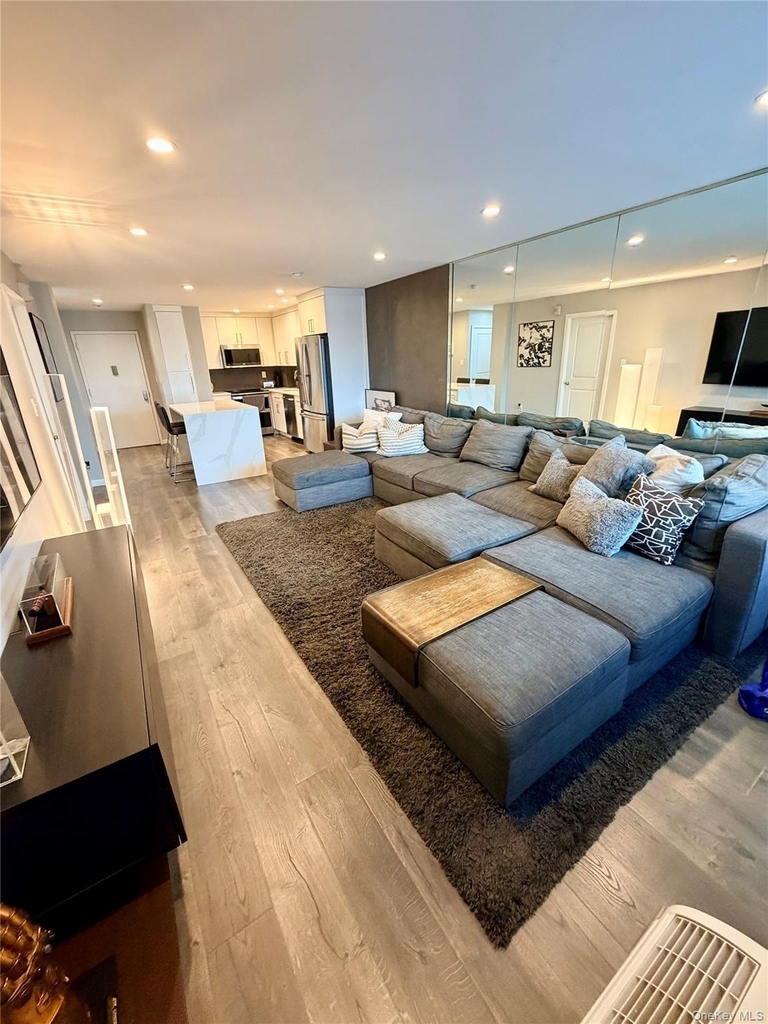 360 Shore Road - Photo 7