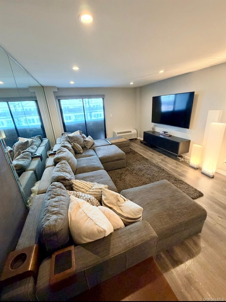 360 Shore Road - Photo 6