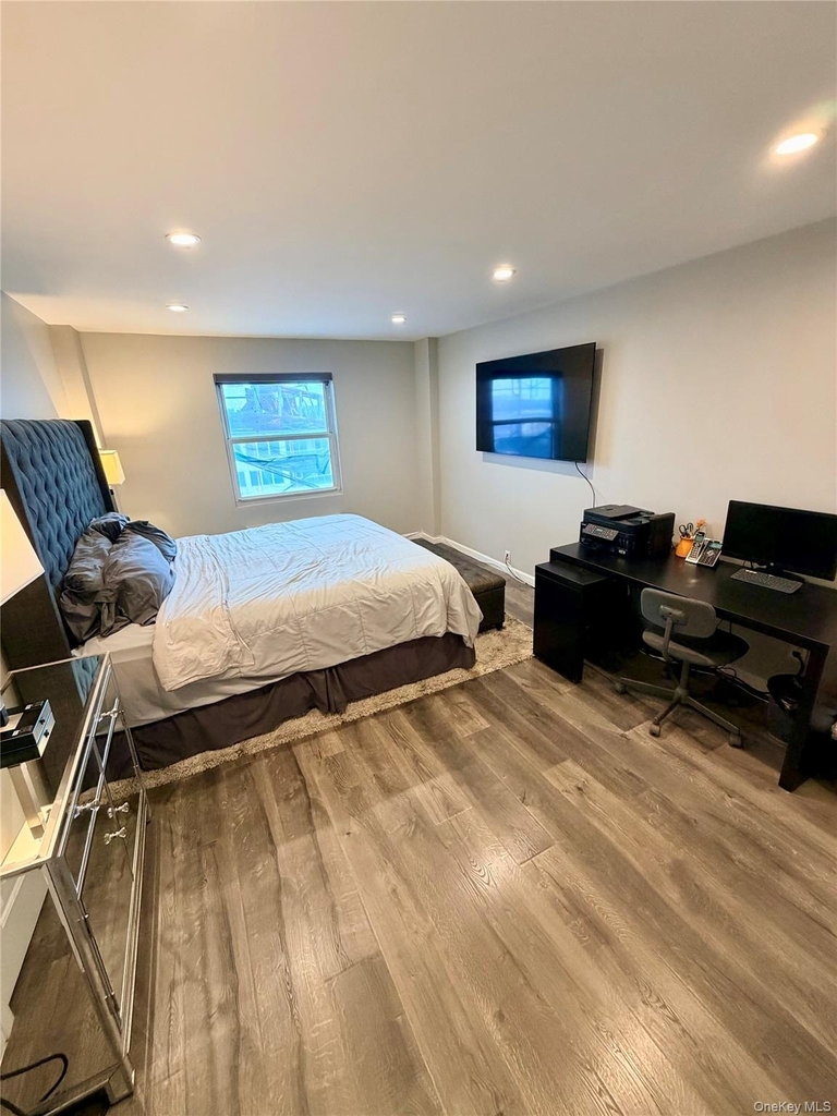 360 Shore Road - Photo 12