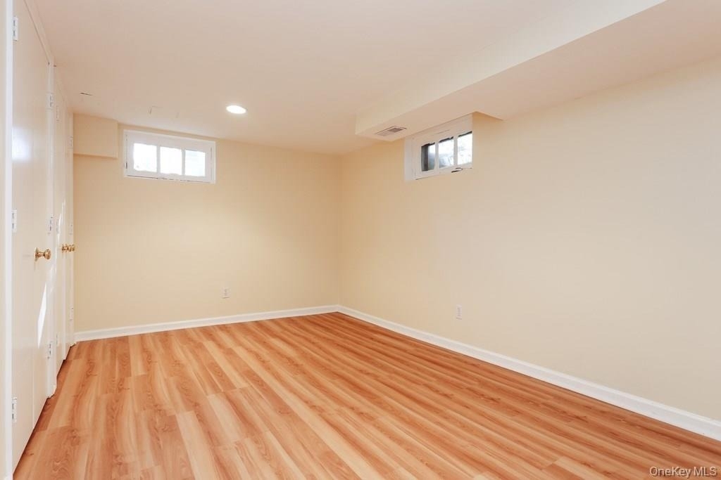 7 Susan Court - Photo 17