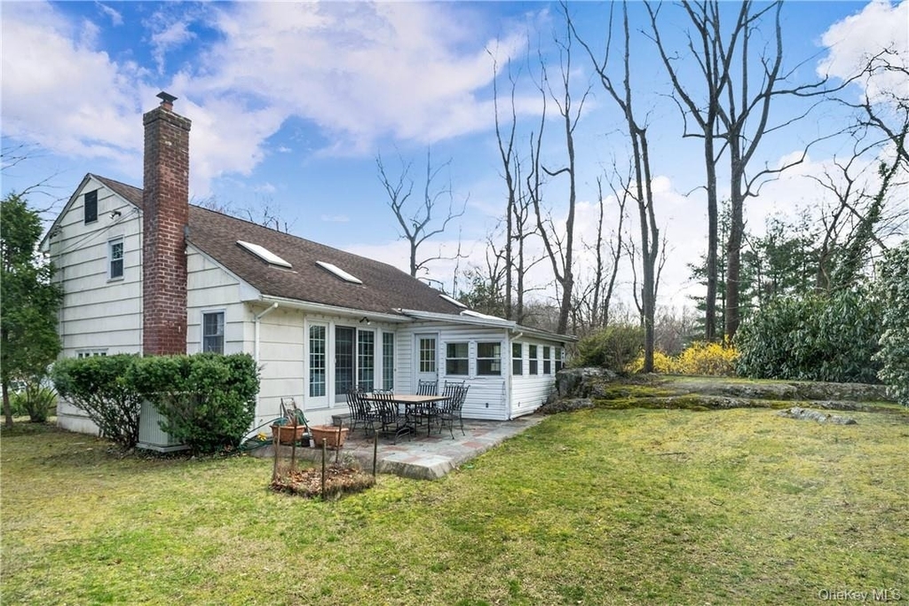 7 Susan Court - Photo 18