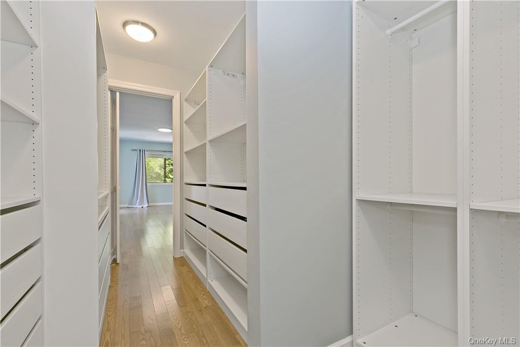 343 N Greeley Avenue - Photo 20