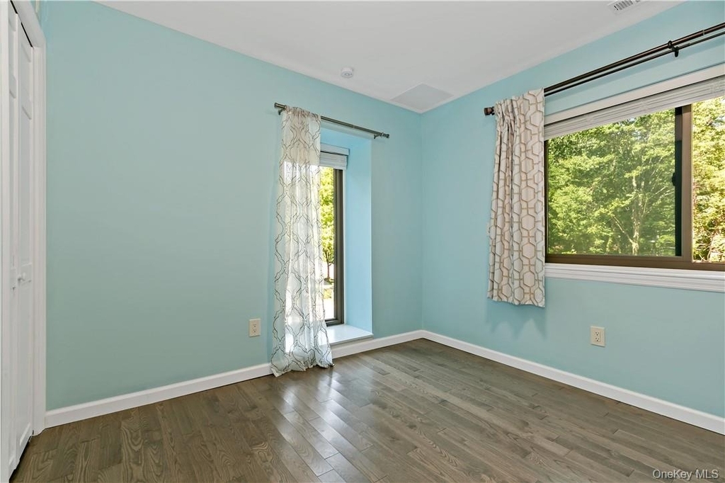 343 N Greeley Avenue - Photo 14