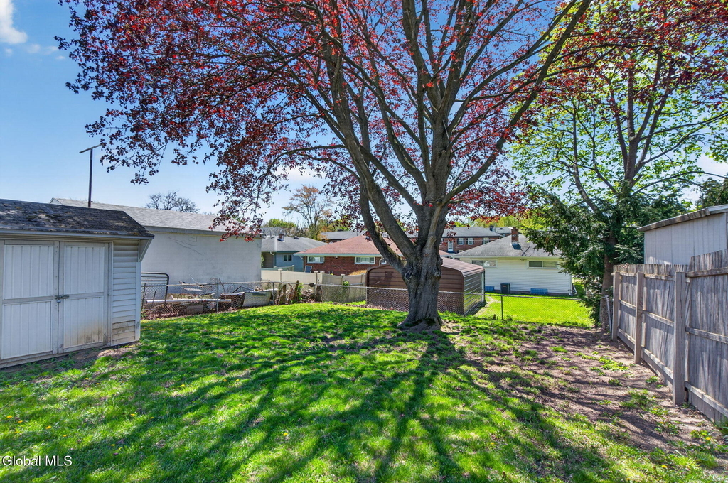 614 Park Avenue - Photo 34