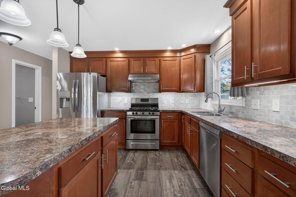 614 Park Avenue - Photo 14