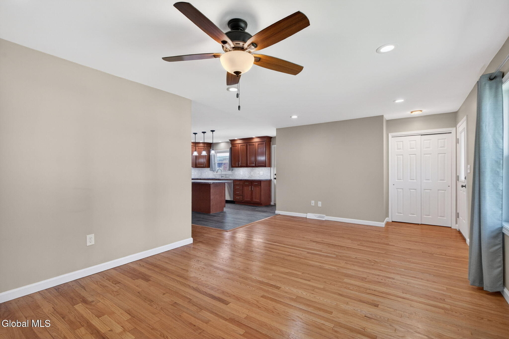 614 Park Avenue - Photo 6