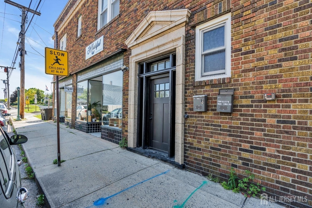 3 W Church Street - Photo 3