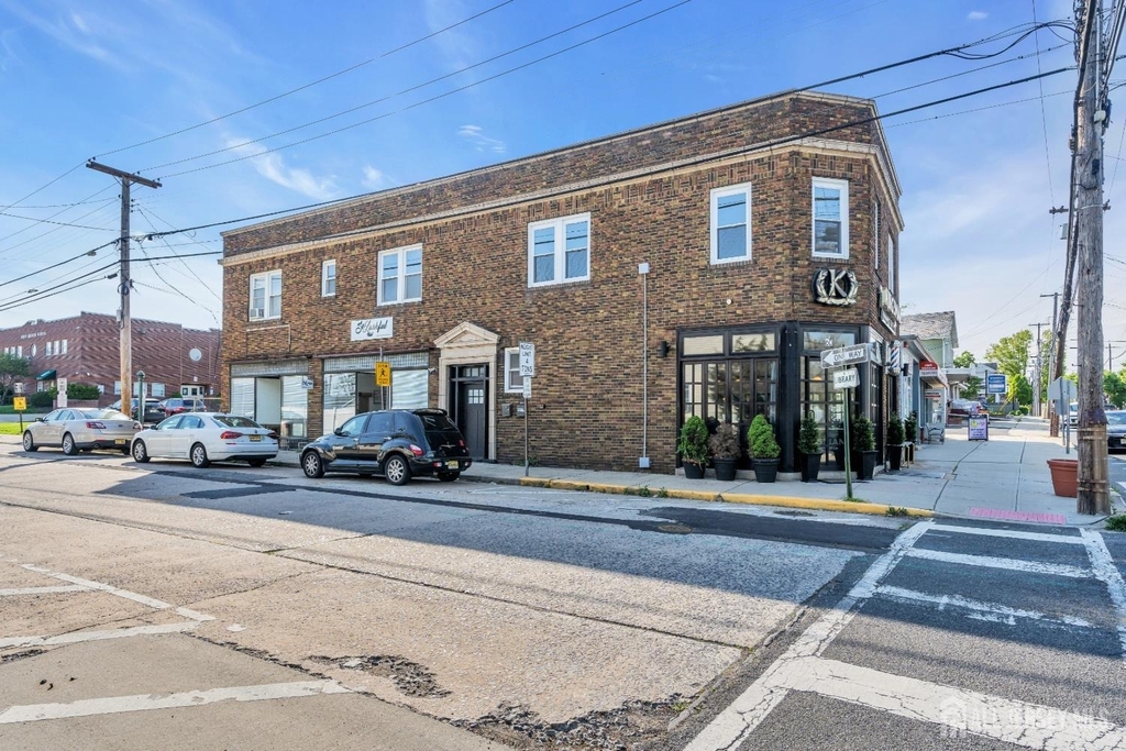 3 W Church Street - Photo 0