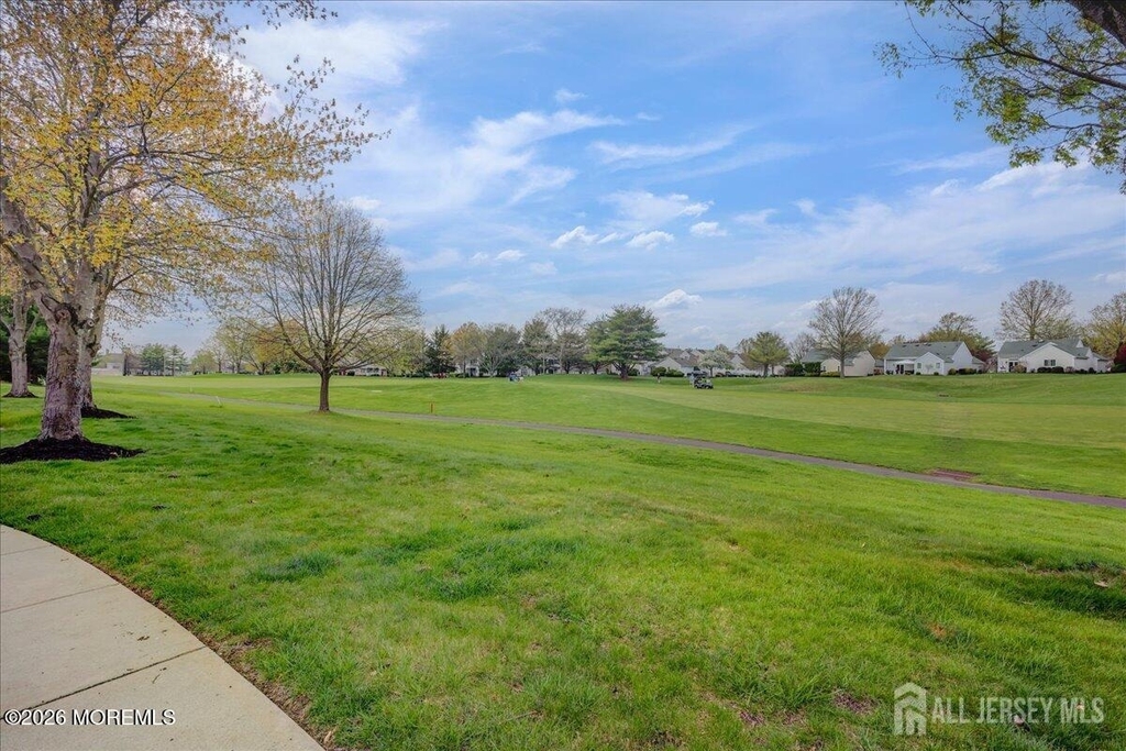 92 Winthrop Road - Photo 15