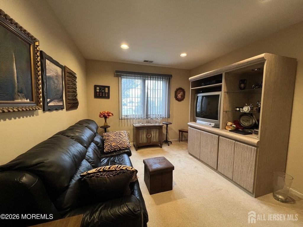 92 Winthrop Road - Photo 12