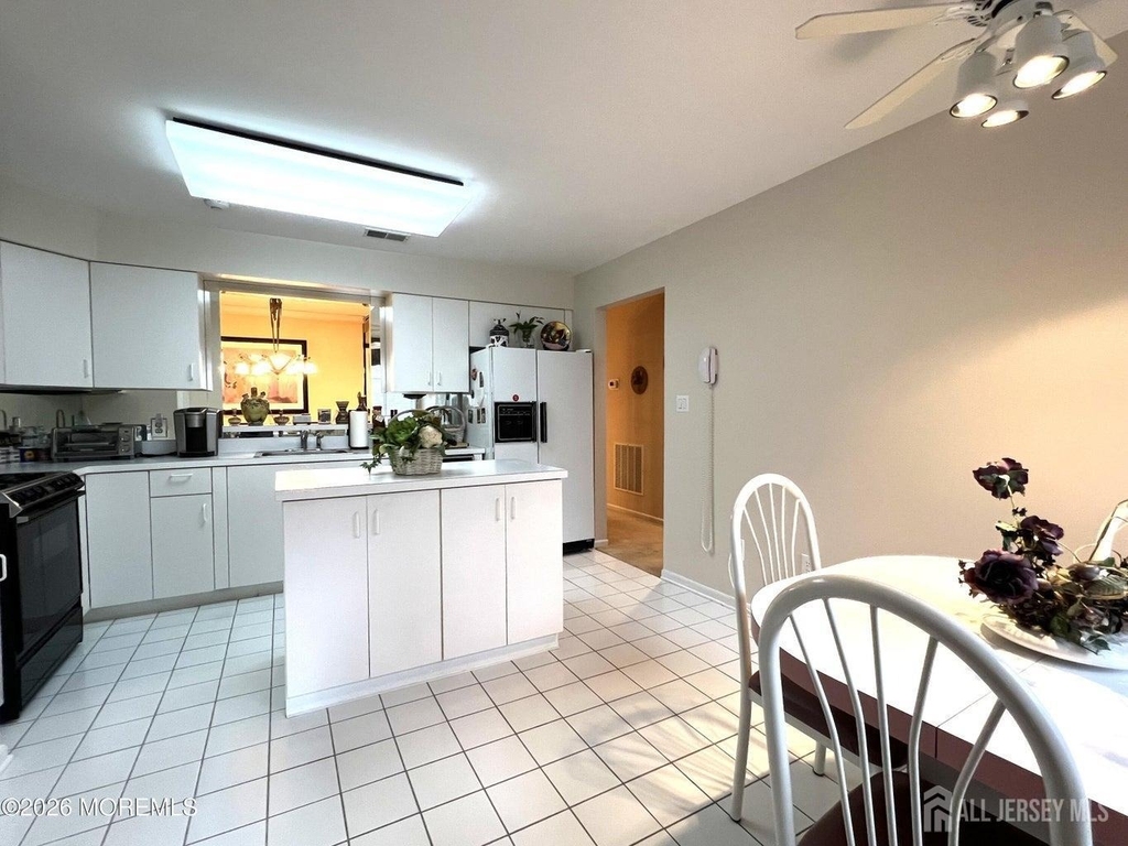 92 Winthrop Road - Photo 3