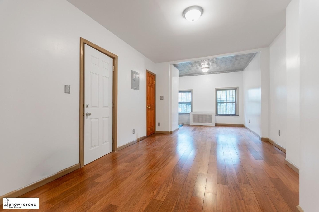 283 Pacific Street - Photo 2