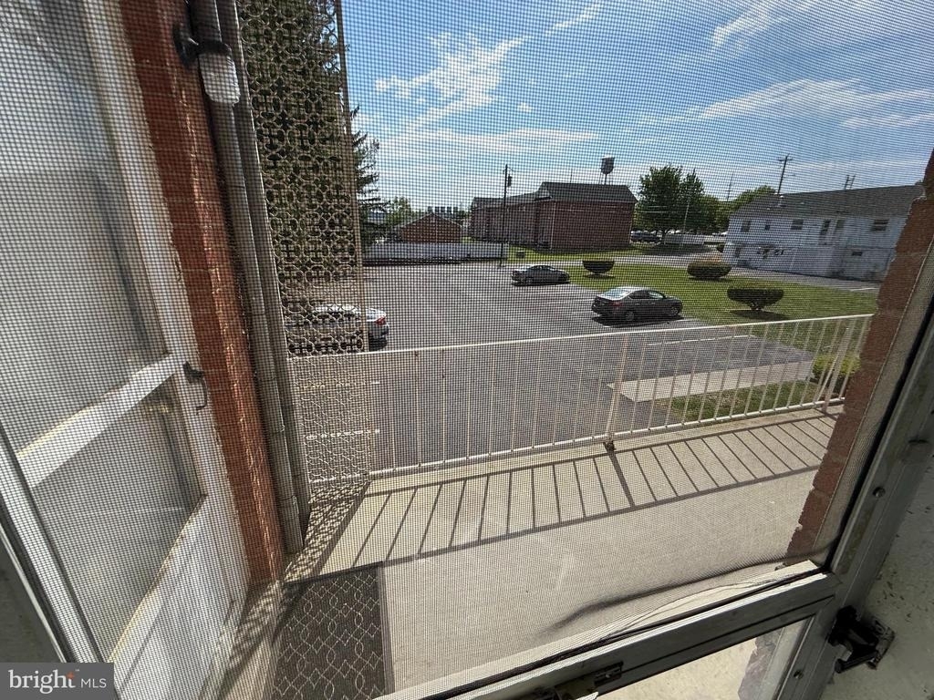 2256 Roosevelt Boulevard - Photo 3