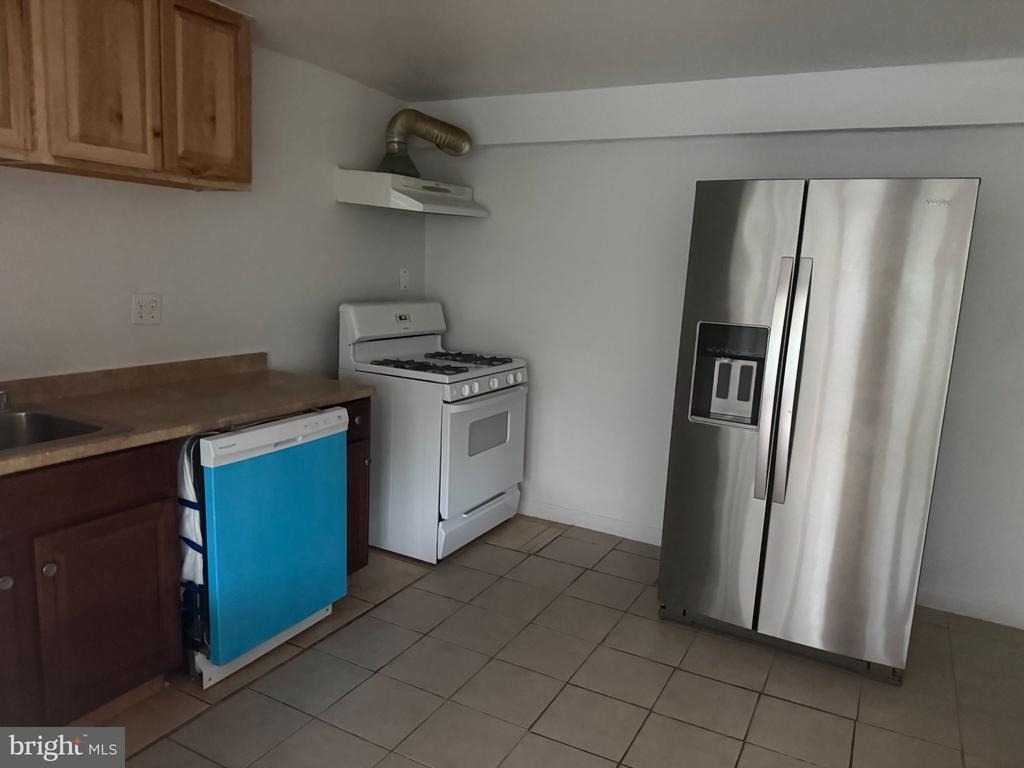 14212 Fisher Avenue - Photo 4