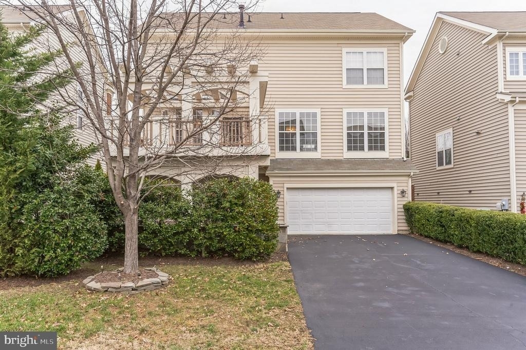 12582 Stone Lined Circle - Photo 1