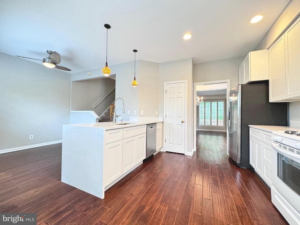 47590 Reef Terrace - Photo 19