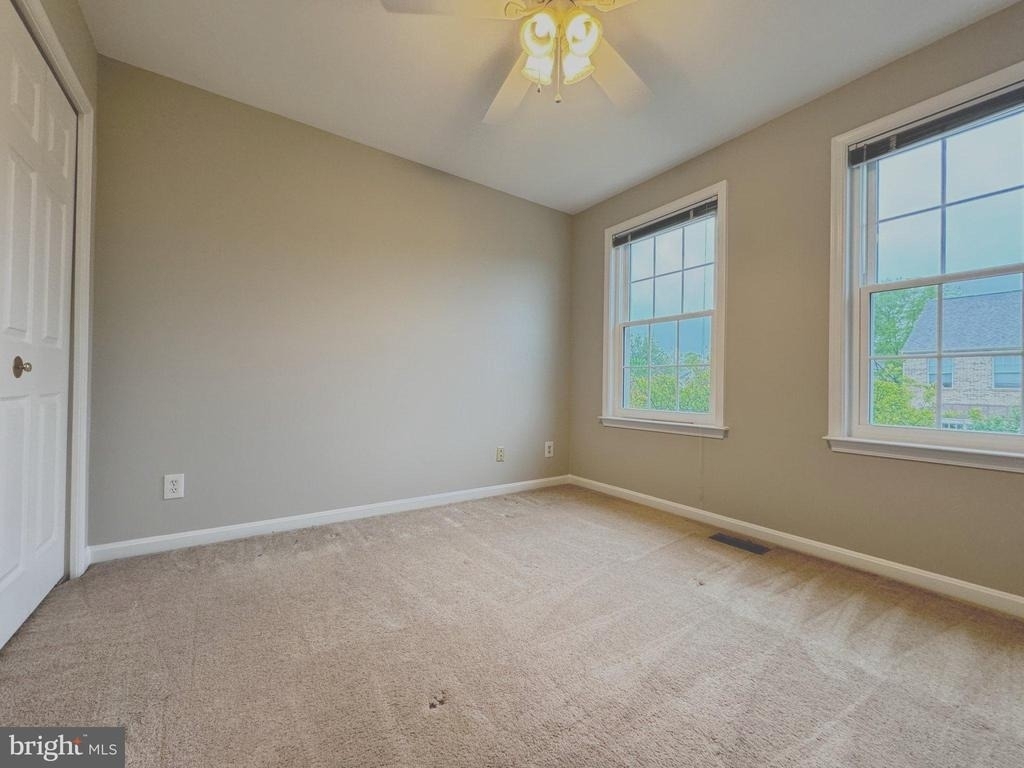 47590 Reef Terrace - Photo 32