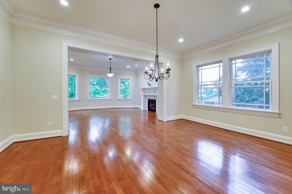 6506 Divine Street - Photo 10