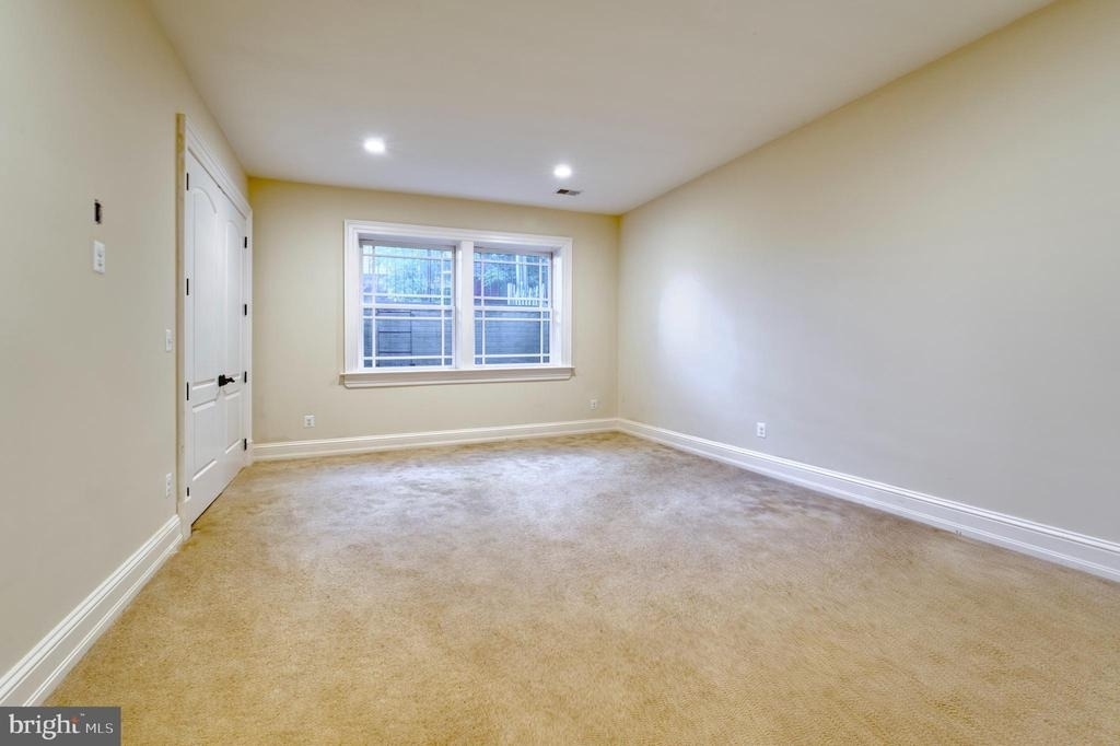 6506 Divine Street - Photo 35