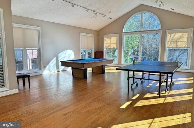 1523 Lincoln Way - Photo 20