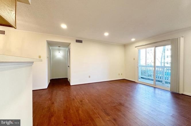 1523 Lincoln Way - Photo 19