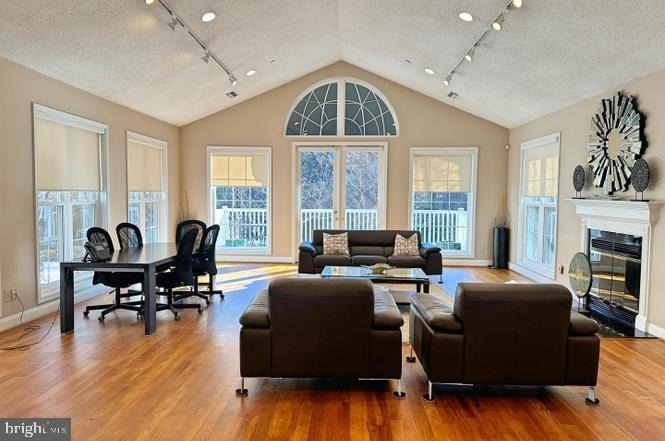 1523 Lincoln Way - Photo 21