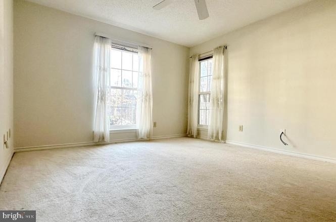 1523 Lincoln Way - Photo 3