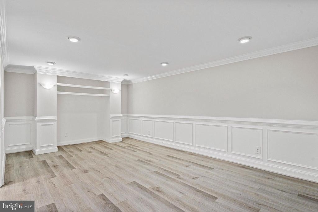 8251 Clifton Farm Court - Photo 26