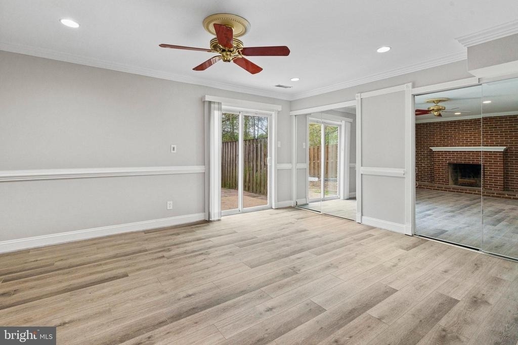 8251 Clifton Farm Court - Photo 28