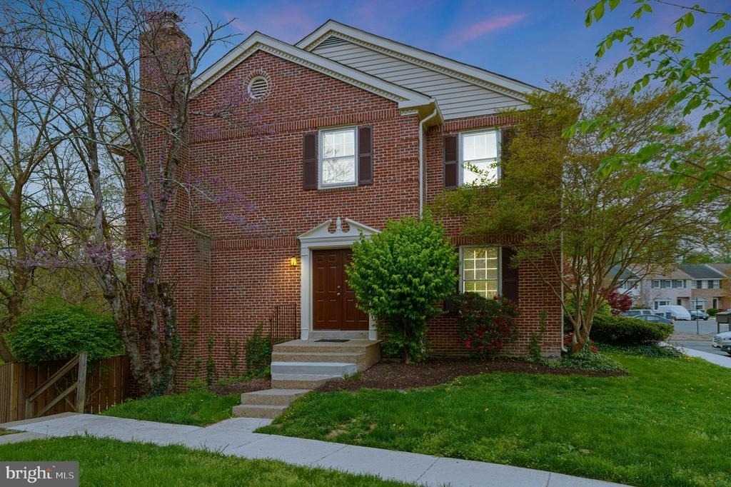 8251 Clifton Farm Court - Photo 32