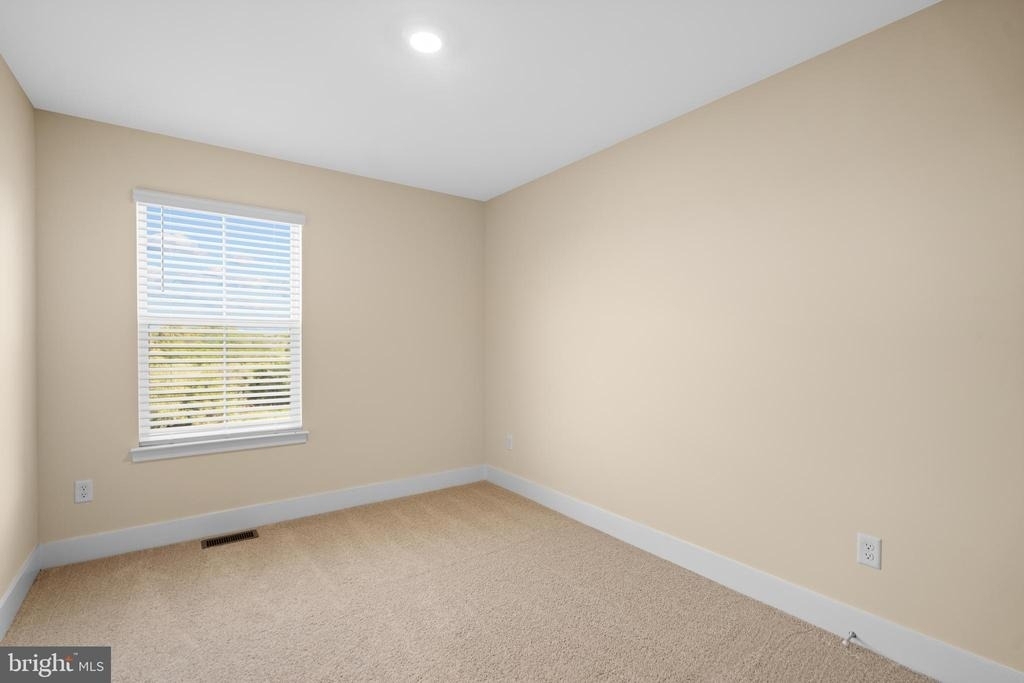 112 Hopi Place - Photo 24