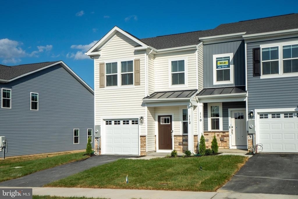 112 Hopi Place - Photo 1