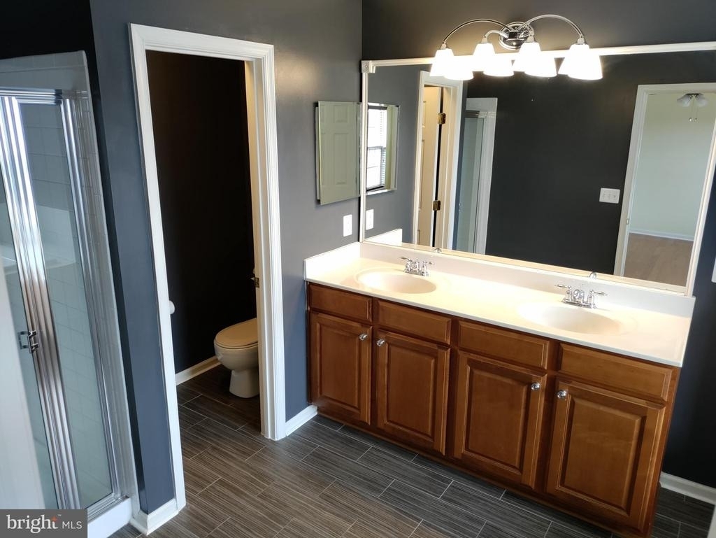 1202 Ellis Avenue - Photo 7
